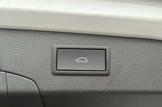 Volkswagen Passat (2025) thumbnail 30