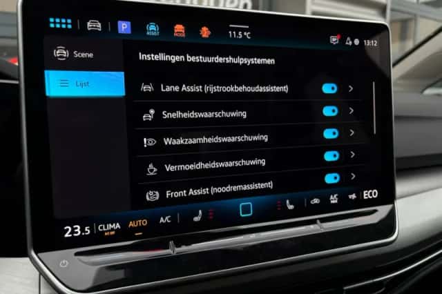 Volkswagen Golf (2025) thumbnail 32