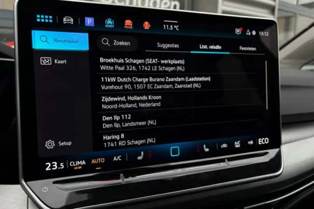 Volkswagen Golf (2025) thumbnail 35