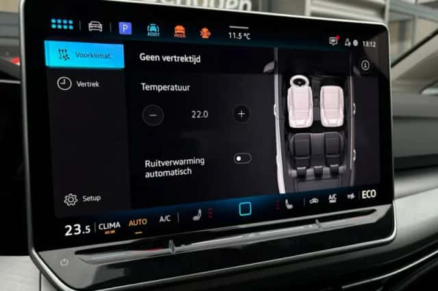Volkswagen Golf (2025) thumbnail 39