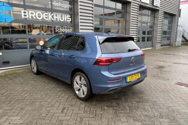 Volkswagen Golf (2025) thumbnail 10