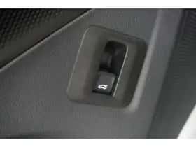 Volkswagen Tiguan (2025) thumbnail 18