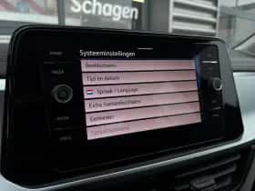 Volkswagen T-Roc (2023) thumbnail 25