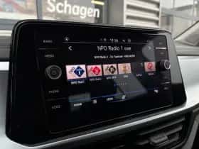 Volkswagen T-Roc (2023) thumbnail 26