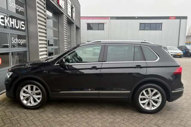 Volkswagen Tiguan (2018) thumbnail 12