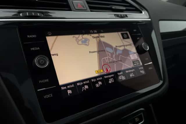 Volkswagen Tiguan (2018) thumbnail 26