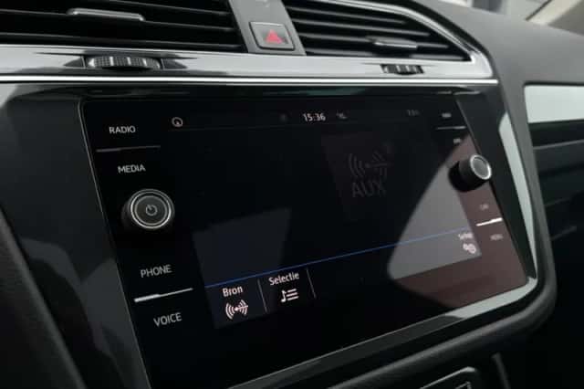 Volkswagen Tiguan (2018) thumbnail 33