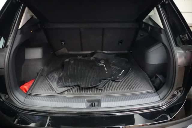 Volkswagen Tiguan (2025) thumbnail 17