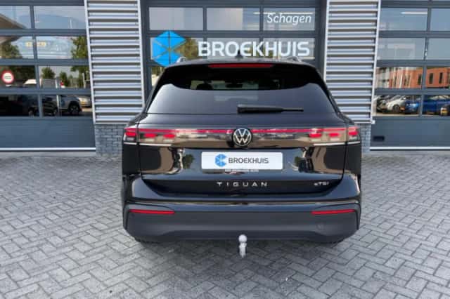 Volkswagen Tiguan (2025) thumbnail 8
