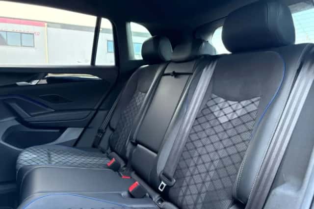Volkswagen Tiguan (2024) thumbnail 12