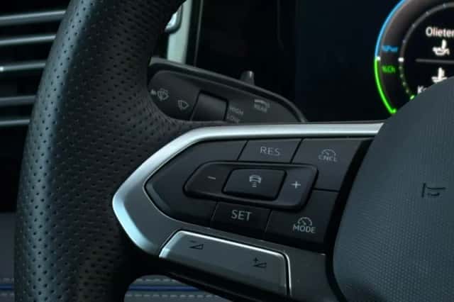 Volkswagen Tiguan (2024) thumbnail 18