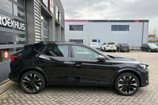 CUPRA Formentor (2025) thumbnail 6