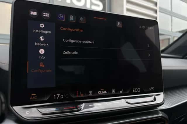 CUPRA Formentor (2025) thumbnail 35
