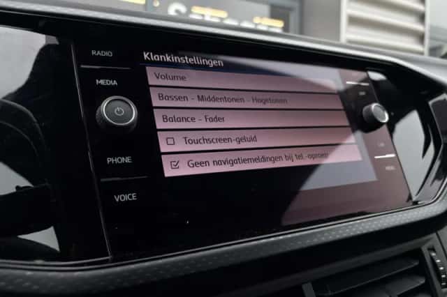 Volkswagen T-Cross (2020) thumbnail 23