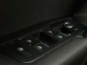 Volkswagen Tiguan (2020) thumbnail 16