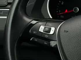 Volkswagen Tiguan (2019) thumbnail 14