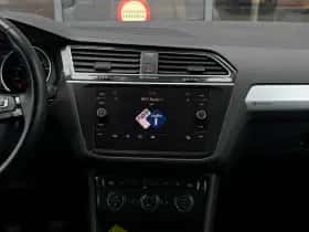 Volkswagen Tiguan (2019) thumbnail 23