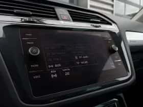 Volkswagen Tiguan (2019) thumbnail 24