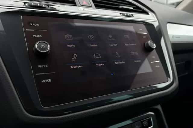 Volkswagen Tiguan (2019) thumbnail 28