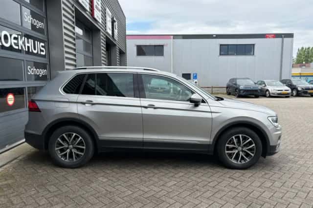 Volkswagen Tiguan (2019) thumbnail 5