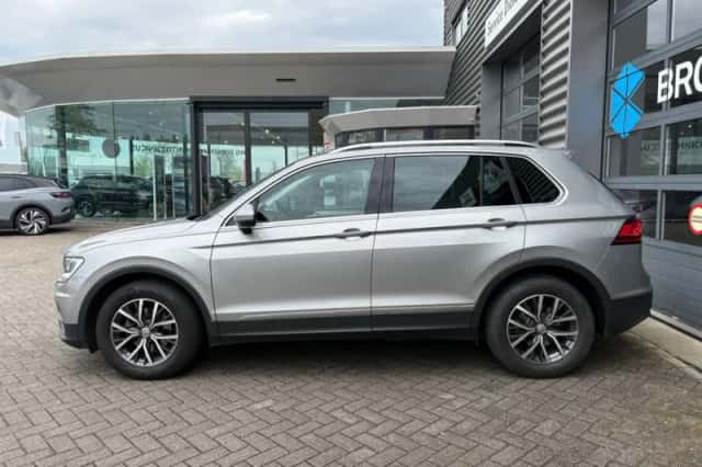 Volkswagen Tiguan (2019) thumbnail 6