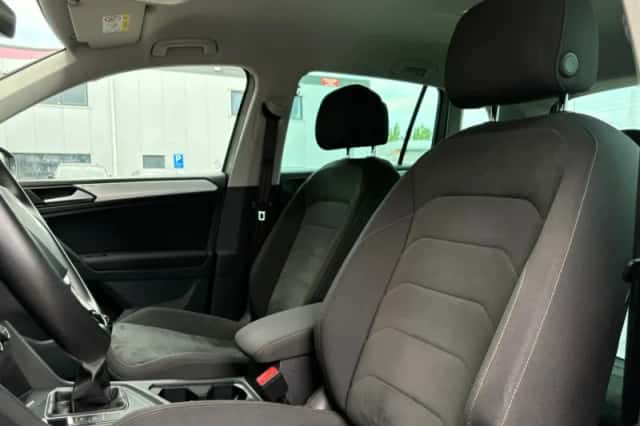 Volkswagen Tiguan (2019) thumbnail 10