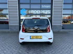 Volkswagen Up! (2017) thumbnail 8
