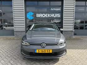 Volkswagen Golf (2022) thumbnail 3