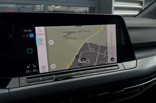Volkswagen Golf (2022) thumbnail 28
