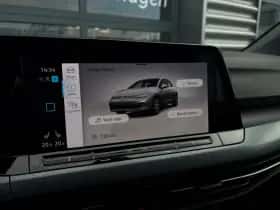 Volkswagen Golf (2022) thumbnail 29