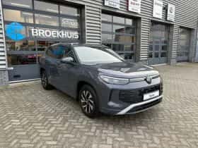 Volkswagen Tayron (2025) thumbnail 4