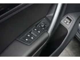 Volkswagen Tiguan (2022) thumbnail 23