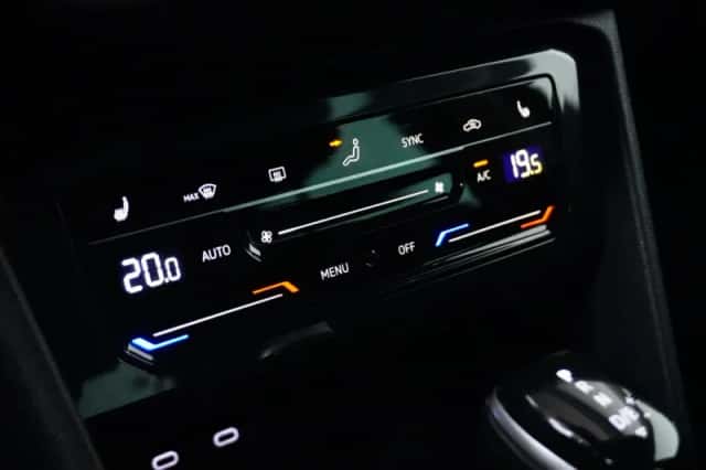 Volkswagen Tiguan (2022) thumbnail 26