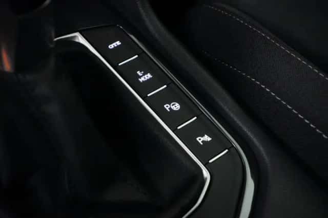 Volkswagen Tiguan (2022) thumbnail 32