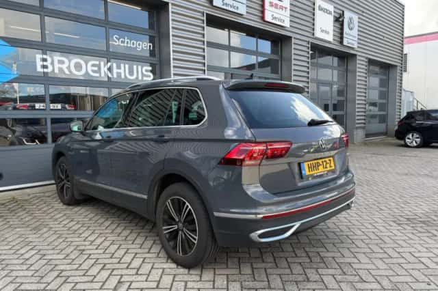 Volkswagen Tiguan (2022) thumbnail 9