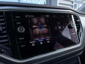 Volkswagen T-Roc (2021) thumbnail 30