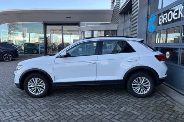 Volkswagen T-Roc (2021) thumbnail 6