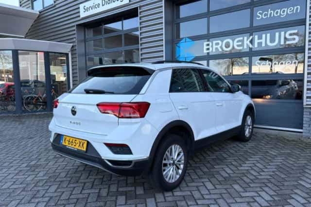 Volkswagen T-Roc (2021) thumbnail 7