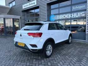 Volkswagen T-Roc (2021) thumbnail 7