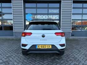 Volkswagen T-Roc (2021) thumbnail 8