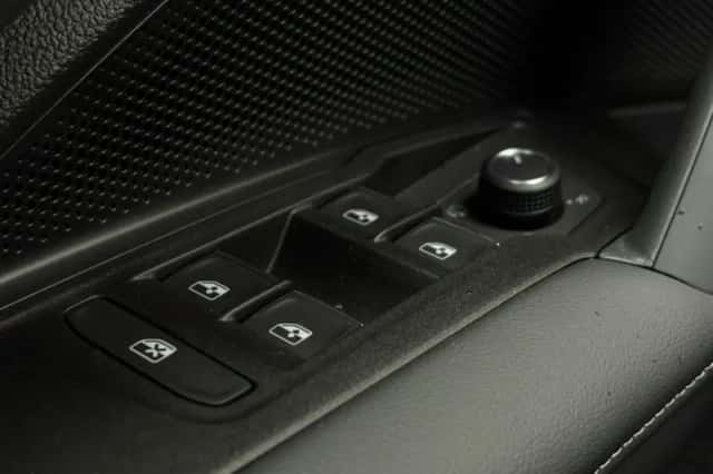 Volkswagen Tiguan (2026) thumbnail 18