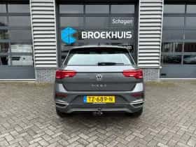 Volkswagen T-Roc (2018) thumbnail 8
