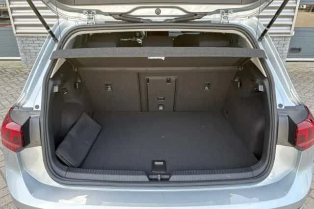 Volkswagen Golf (2026) thumbnail 18