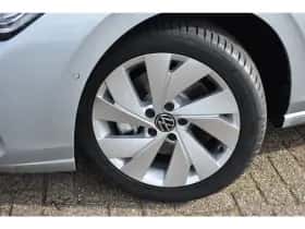 Volkswagen Golf (2026) thumbnail 3