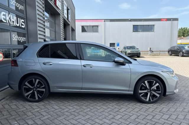 Volkswagen Golf (2026) thumbnail 5
