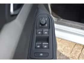 Volkswagen Golf (2026) thumbnail 9