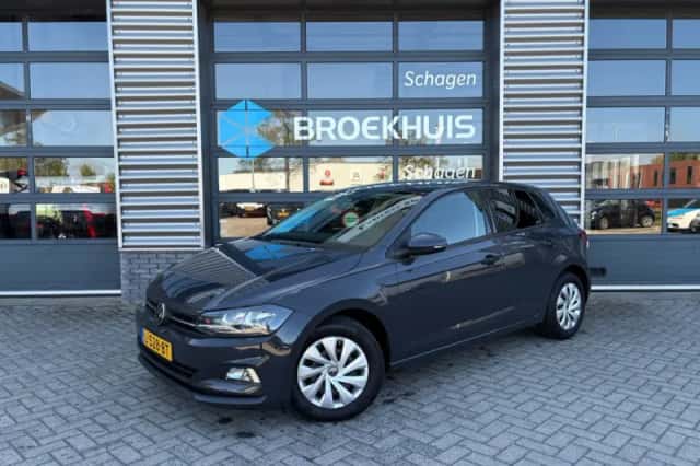 Volkswagen Polo (2021) thumbnail 1