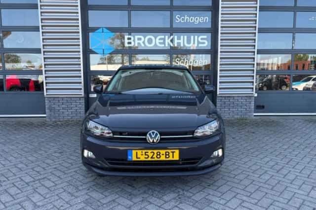 Volkswagen Polo (2021) thumbnail 3