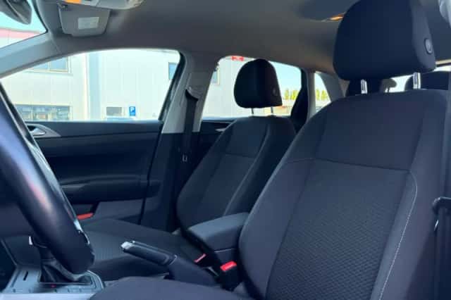 Volkswagen Polo (2021) thumbnail 10