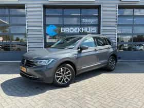 Volkswagen Tiguan (2022) thumbnail 1